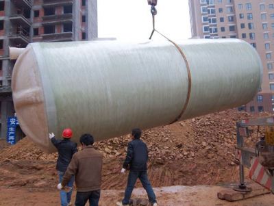 玻璃鋼化糞池施工現(xiàn)場(chǎng)
